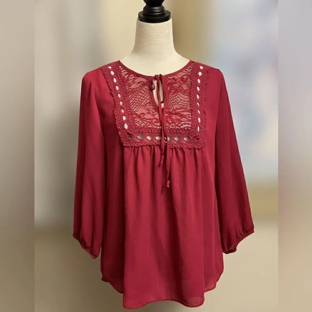 Iz Byer Red Pullover Blouse w/Lace Top & Elastics on Sleeves (Size: Large) - Picture 12 of 14